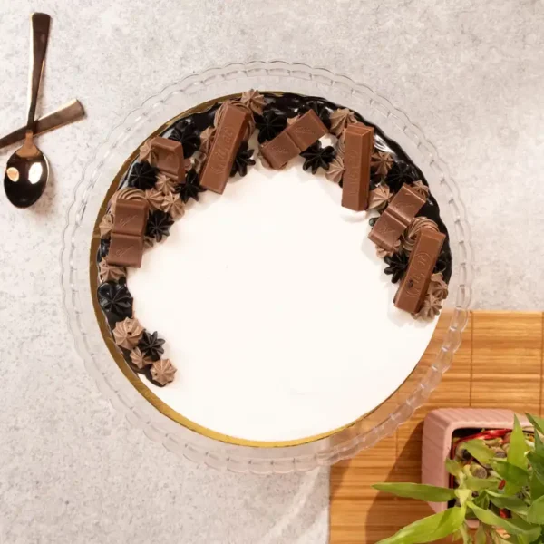 Kitkat Cake